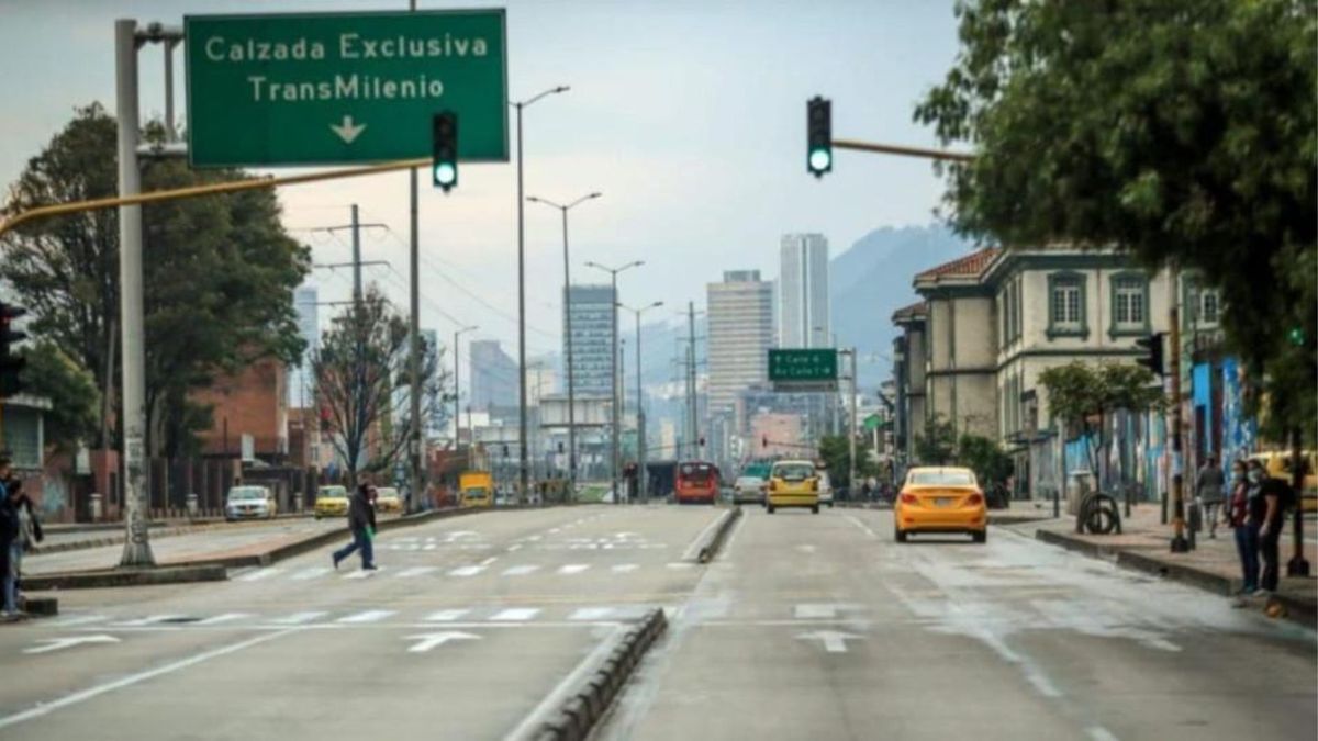 El horario es de 6:00 a. m. a 9:00 p. m. Durante ese tiempo no está permitido circular si el vehículo está sujeto a la medida.