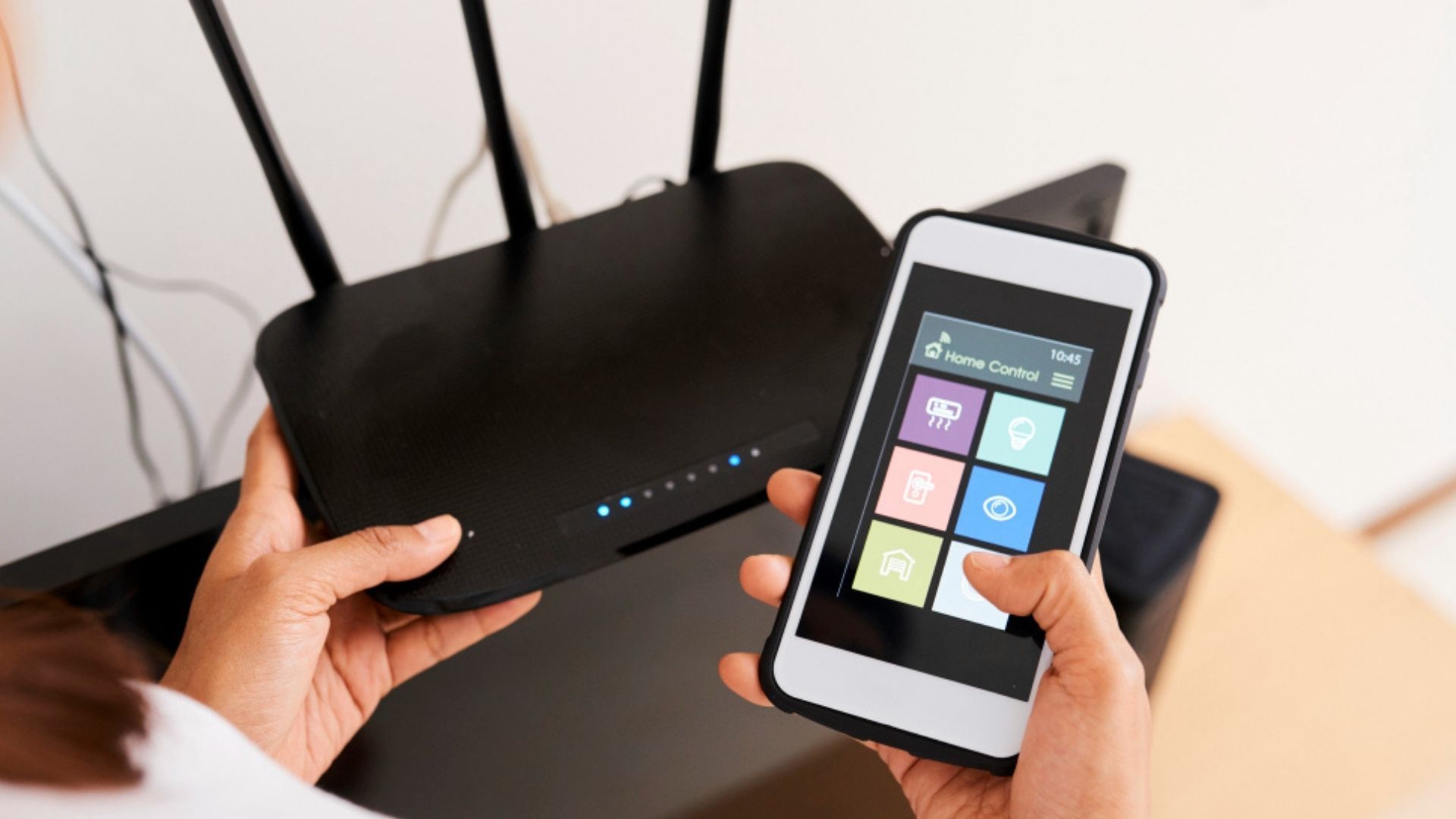 La configuración del router permite identificar teléfonos, computadores y otros equipos conectados a la red.