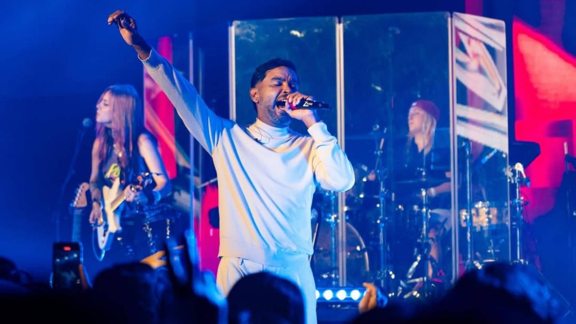 Zion fue detenido de forma temporal y quedó en libertad, según informó su entorno oficial.