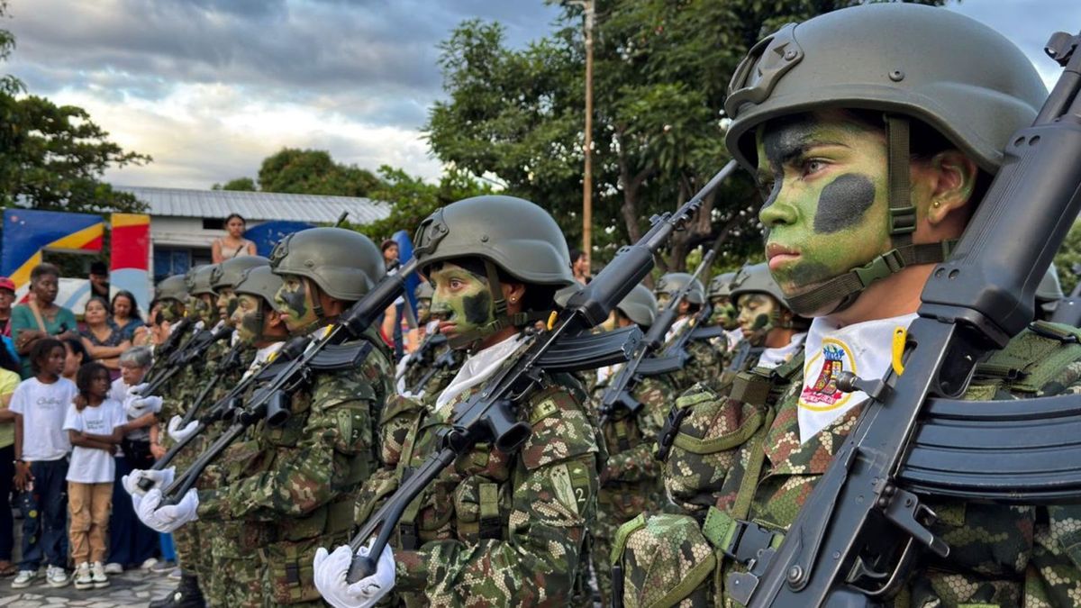 Suboficiales del Ejército Nacional.