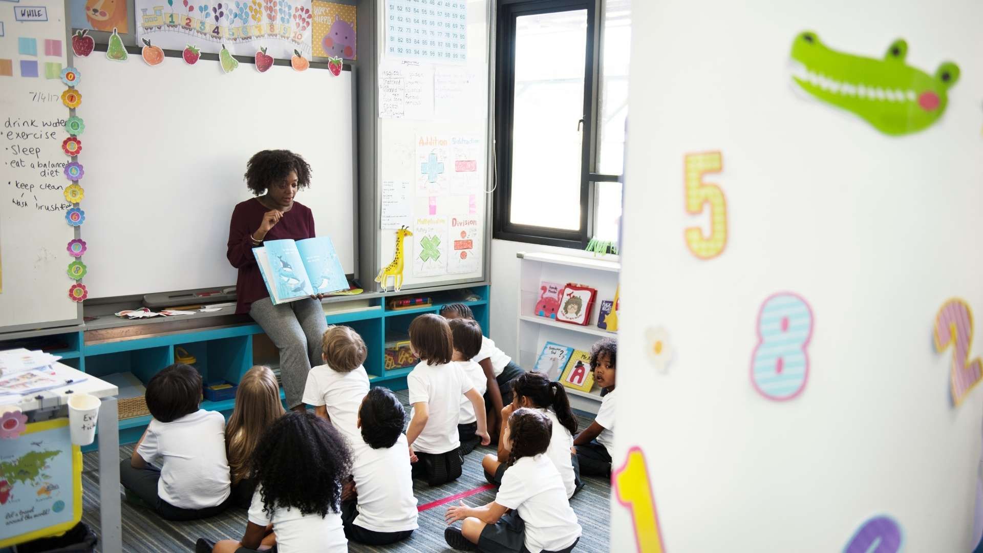 Bill Gates explica por qué el aprendizaje fundamental sigue siendo clave para el futuro profesional.