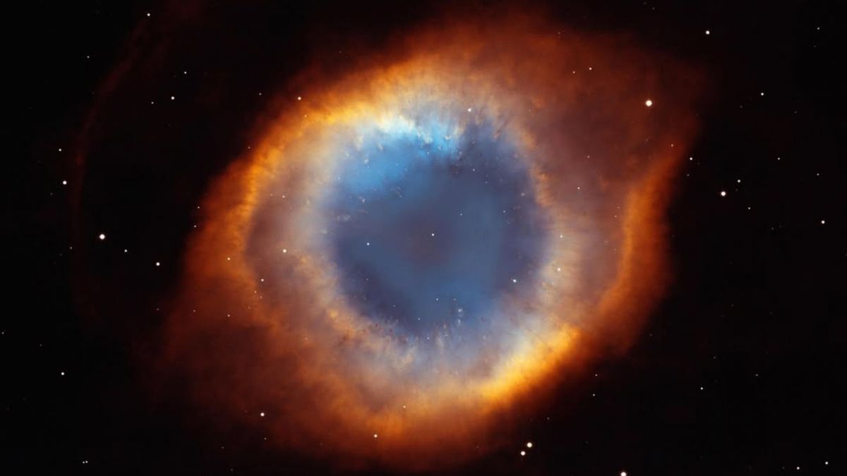 El telescopio James Webb captó nuevas estructuras de gas y polvo en la Nebulosa de la Hélice, ubicada a 650 años luz.