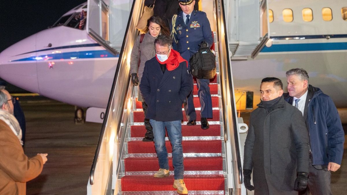 El presidente Gustavo Petro arribó a Washington D.C. a las 12:30 a.m. de este 2 de febrero.