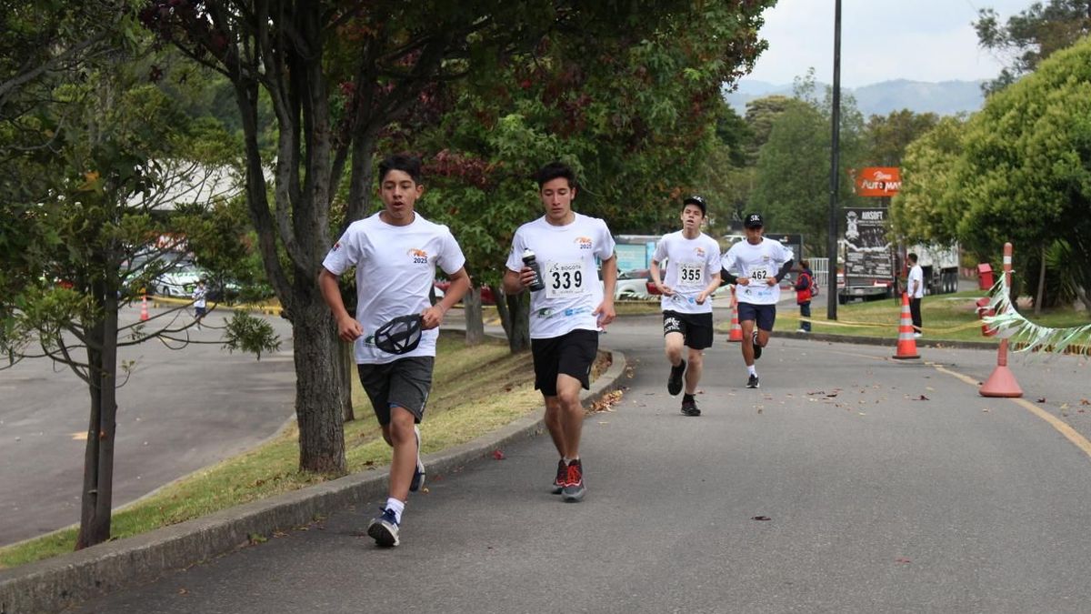 Carrera en Bogotá para salvar los humedales.