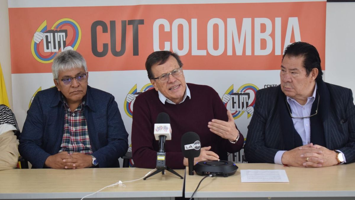 Fabio Arias presidente de la CUT.