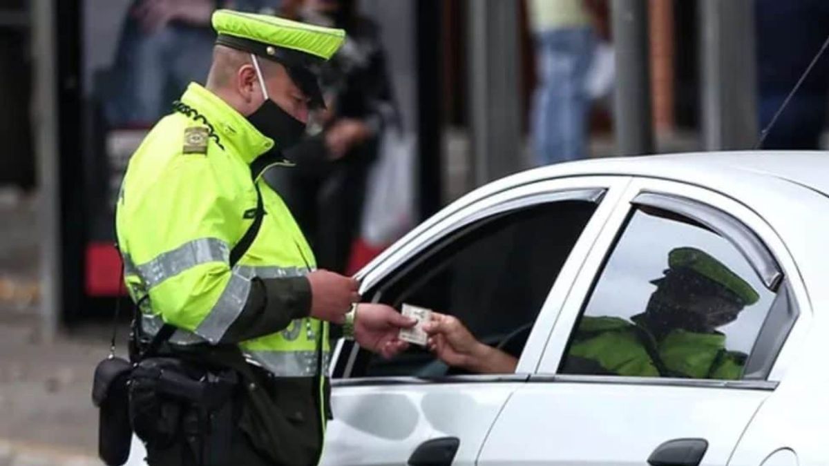 Multas de tránsito, imagen de referencia