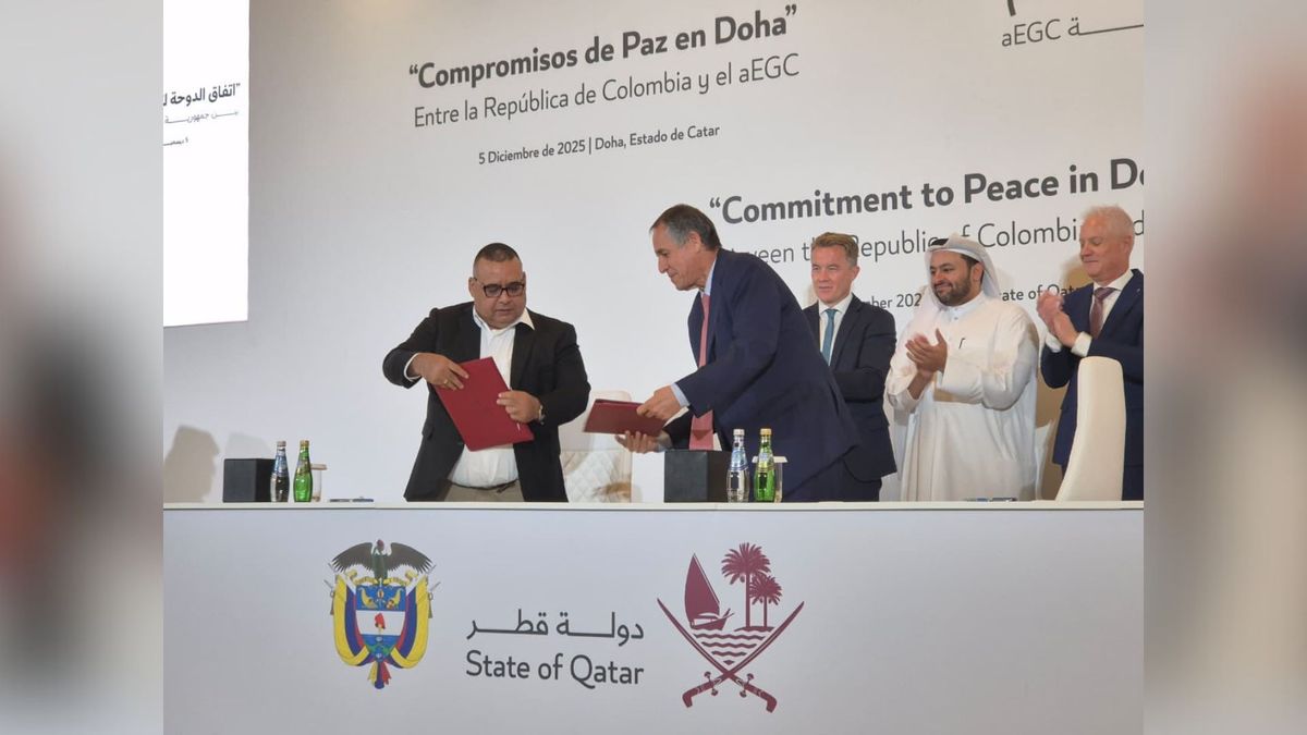 Reunión entre el gobierno y el Clan del Golfo, en Qatar.