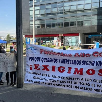 Pacientes de alto costo protestan por falta de medicamentos en la Nueva EPS