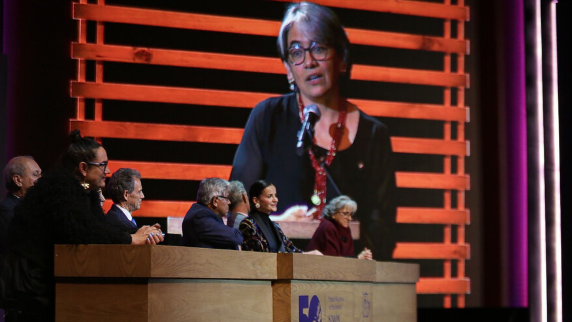 Se otorgó a Ruíz un premio Simón Bolívar por su vida periodística en 2025.