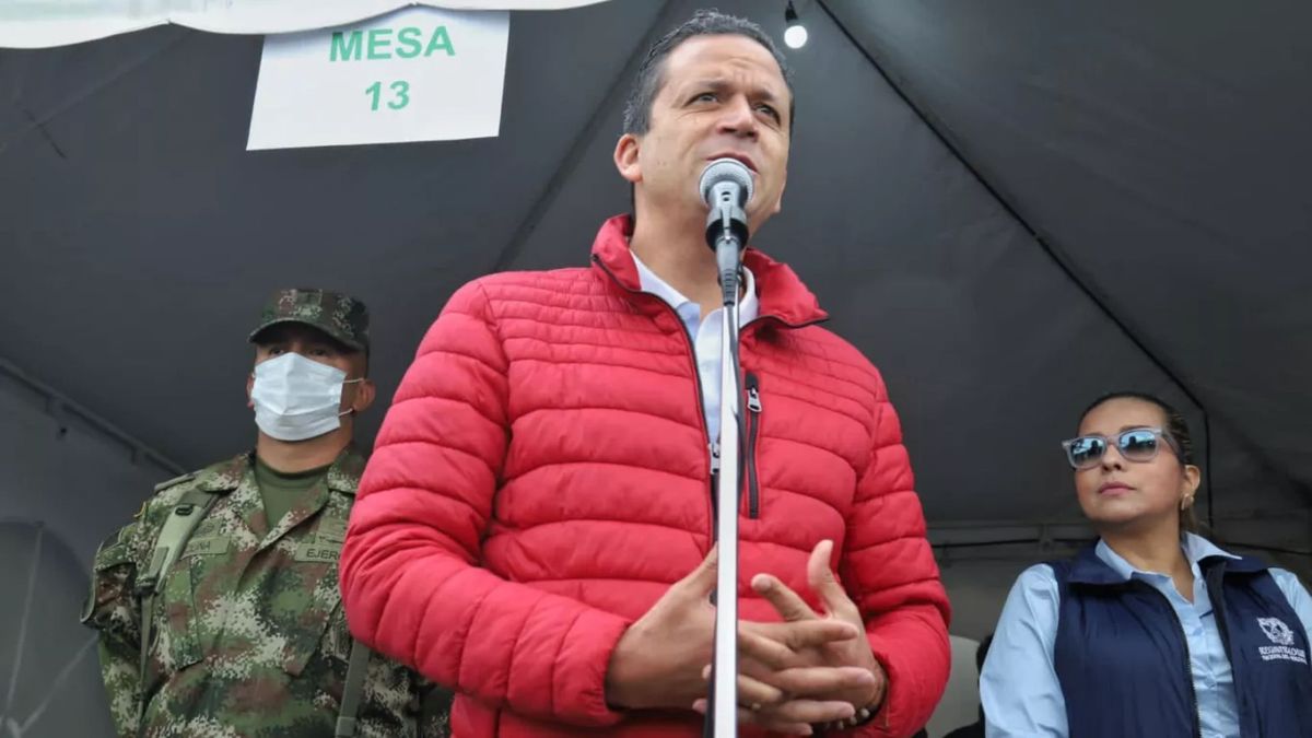 juan carlos saldarriaga fue atacado con ladrillo en reunion en soacha