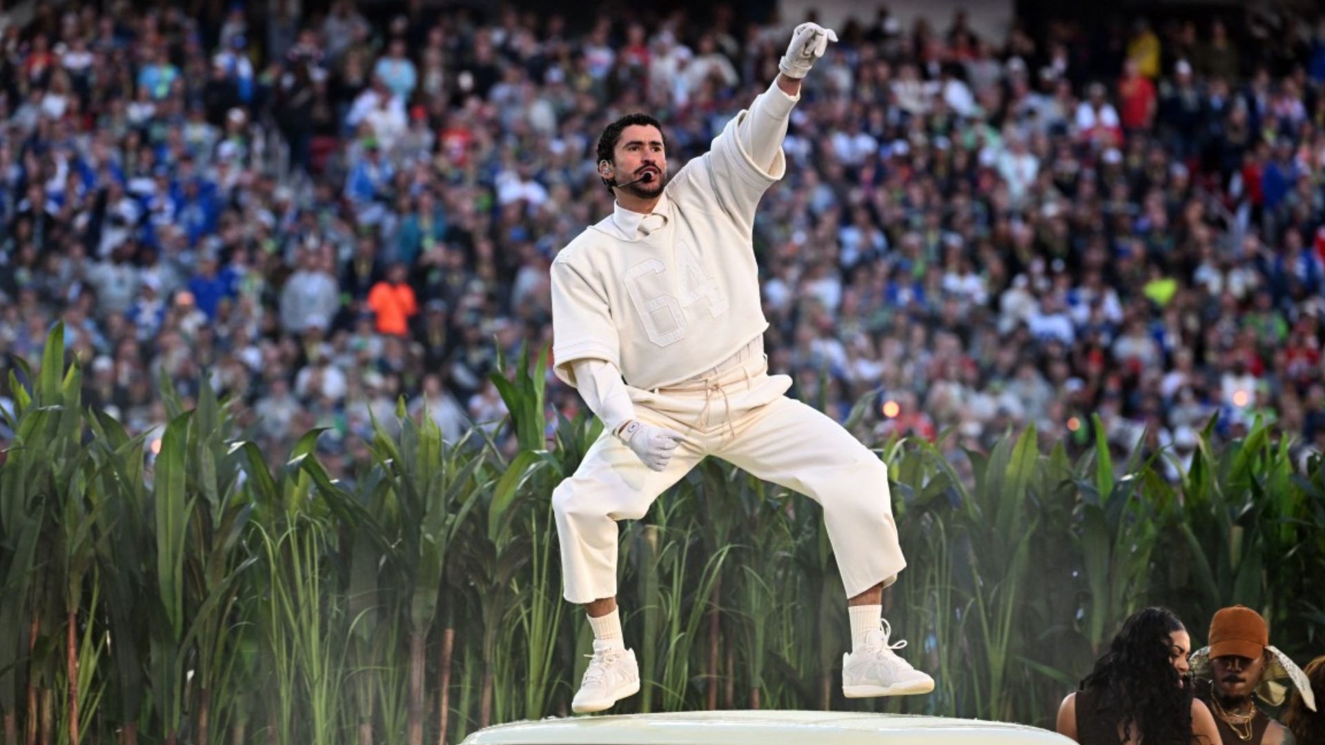 El repertorio de Bad Bunny cantó “Tití me preguntó”, “Yo Perreo Sola”, “Voy a llevarte pa’ PR” y “NuevaYol”, junto con canciones de otros artistas urbanos.