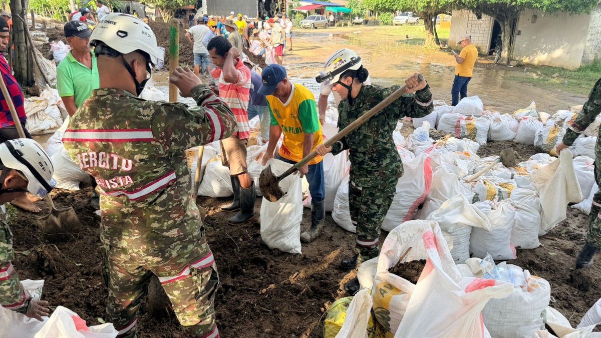 Subteniente Isabel Rodríguez Arcila, comandante de un pelotón del Batallón de Ingenieros de Atención y Prevención de Desastres N. 81