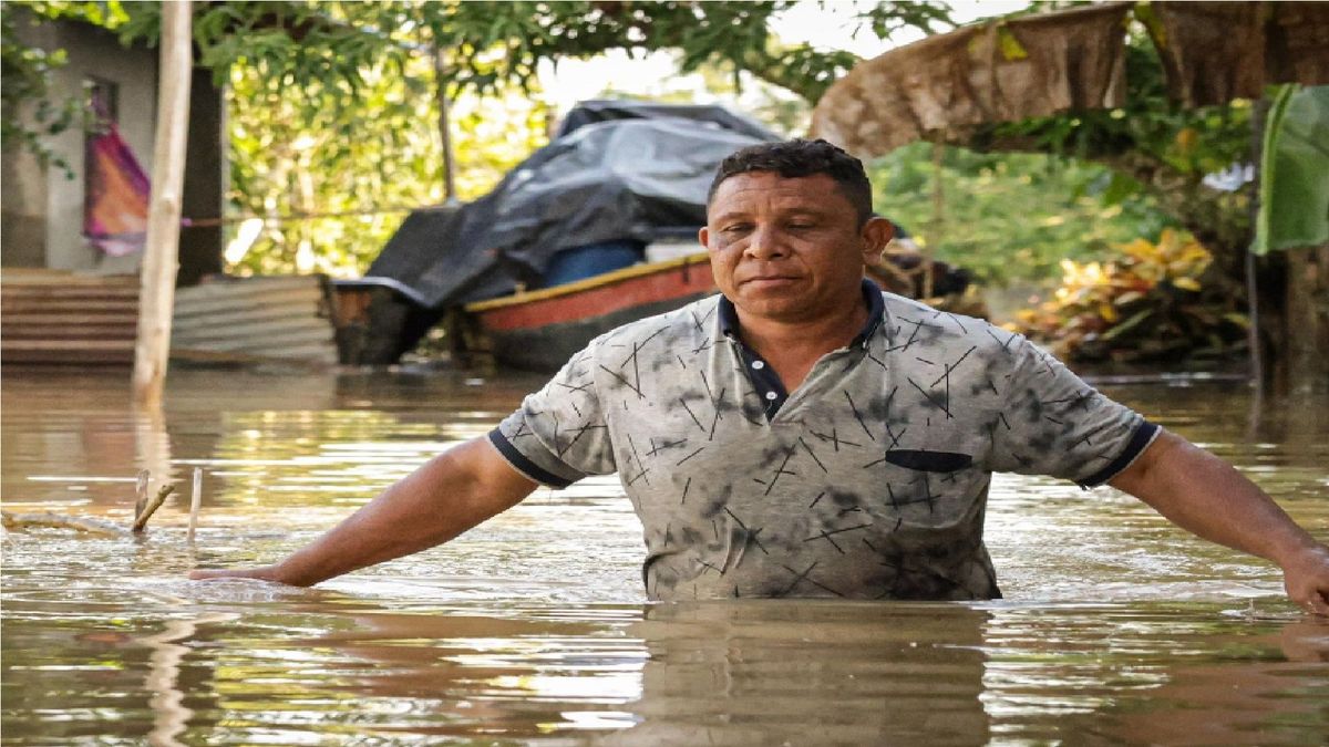 Inundaciones en Córdoba dejan miles de damnificados.