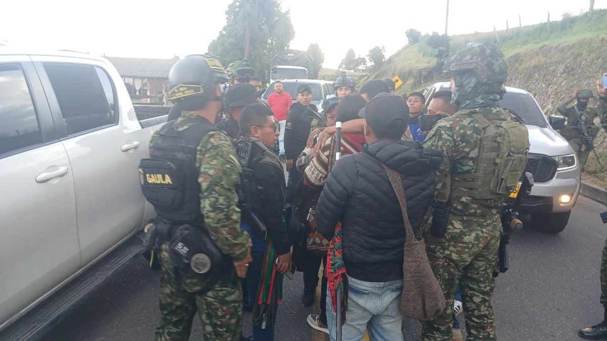 La senadora Aida Quilcué fue rescatada por las autoridades tras ser retenida por varias horas en el Cauca