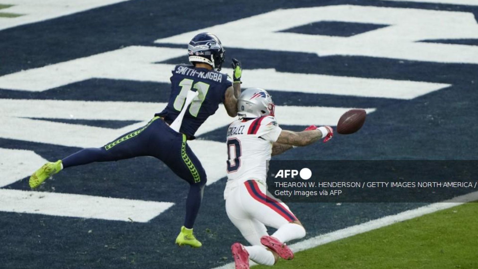 El colombiano jugará profesionalmente por contrato millonario.