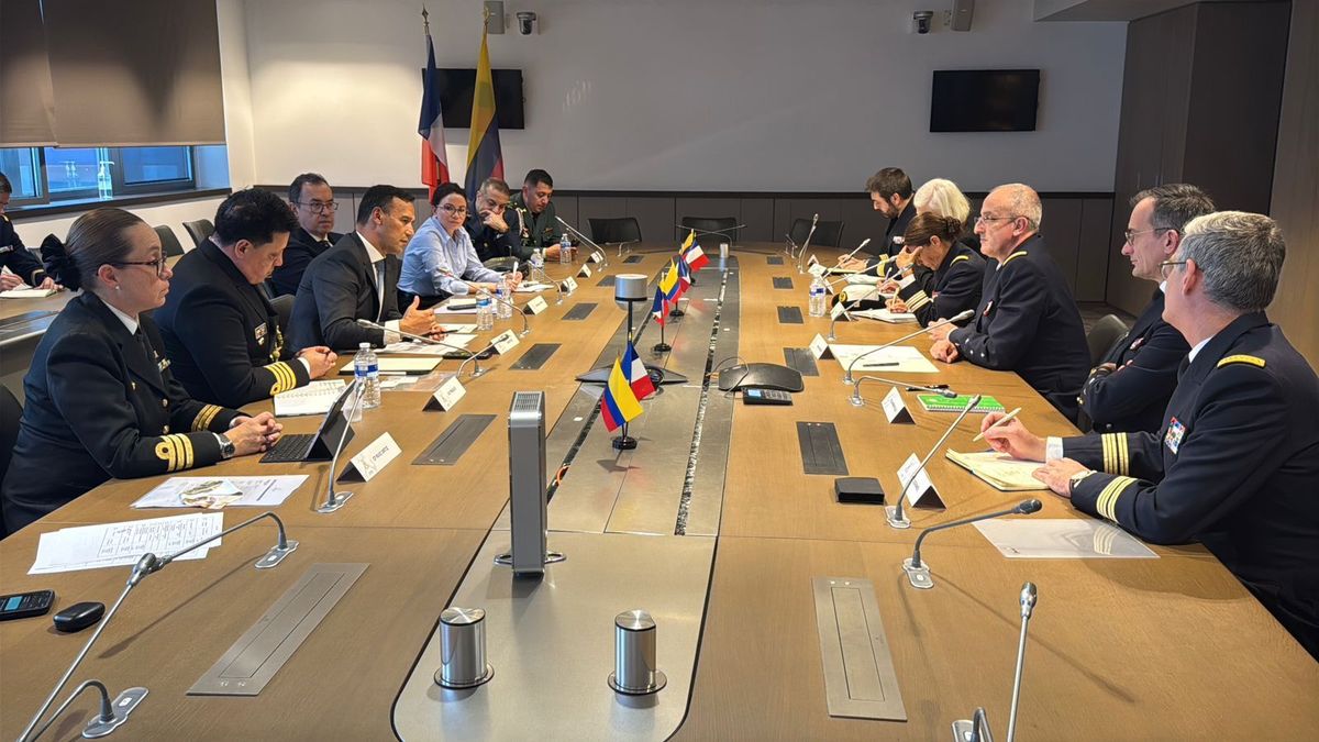 Colombia busca unirse a un bloque de siete Estados para frenar el narco y lavado mediante inteligencia y un enlace policial clave en Francia.