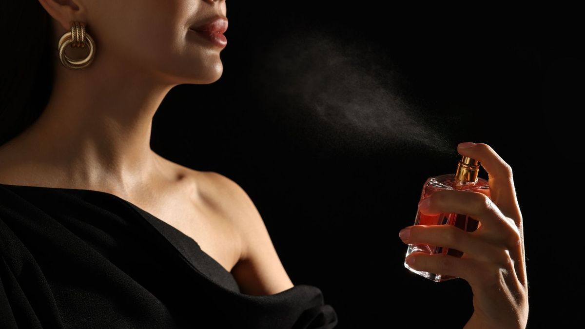 La fragancia de autor se posiciona como alternativa frente al perfume comercial.