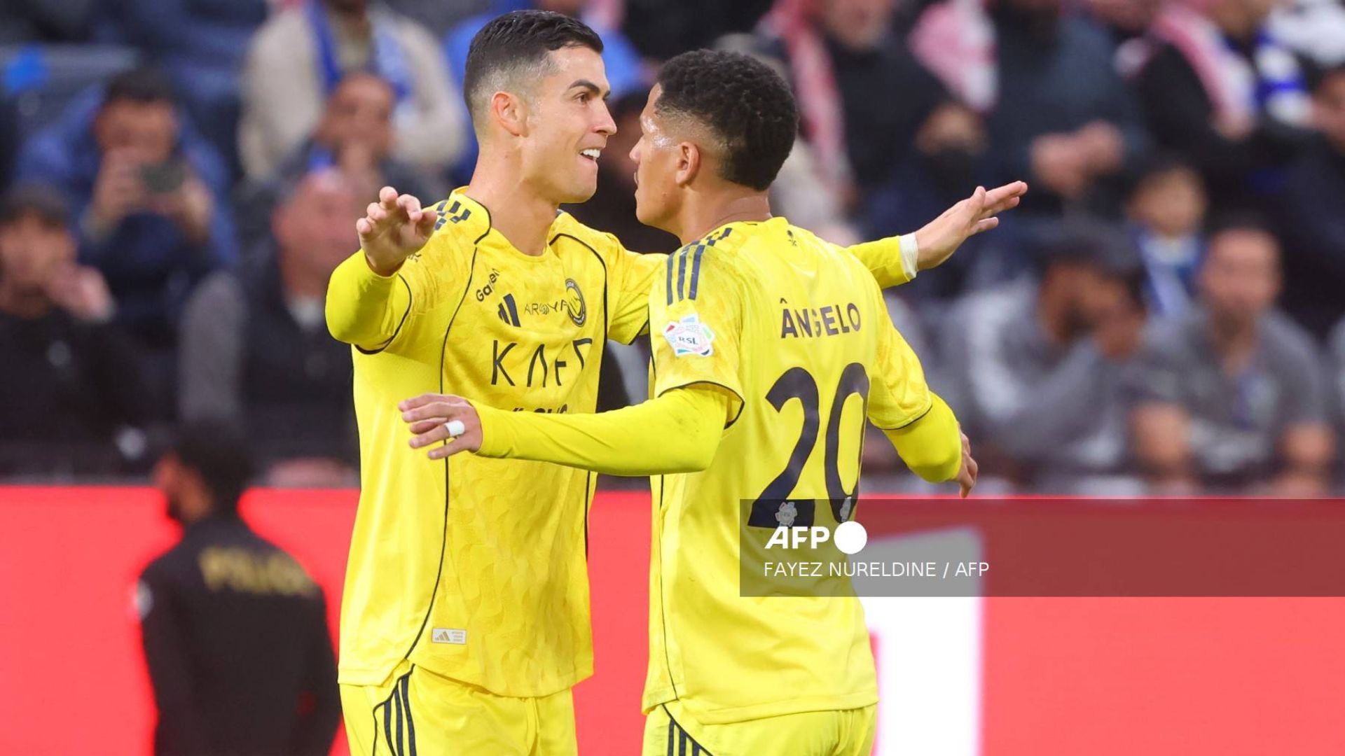 Cristiano Ronaldo celebra gol en Arabia.