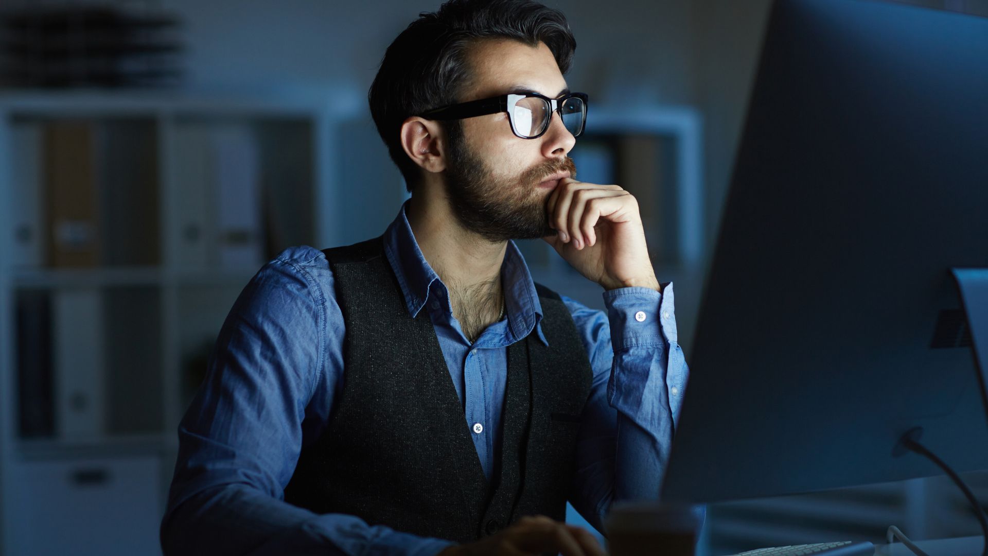 Los desarrolladores devengan mensualmente hasta seis millones.