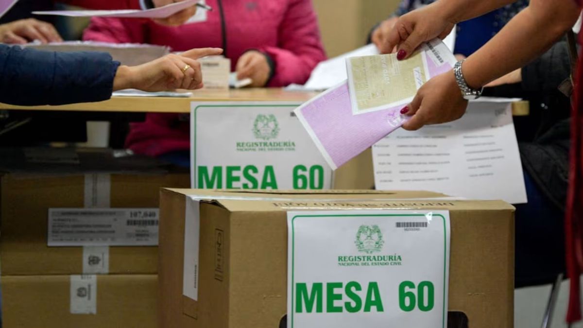 elecciones simulacro escrutinios preconteo e14 jurados voto manual fraude compra votos hernan penagos