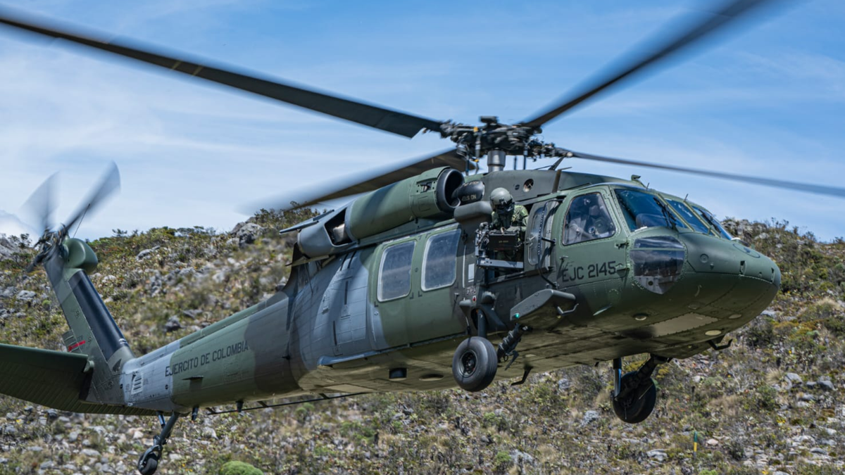 Helicóptero del Ejército Nacional.