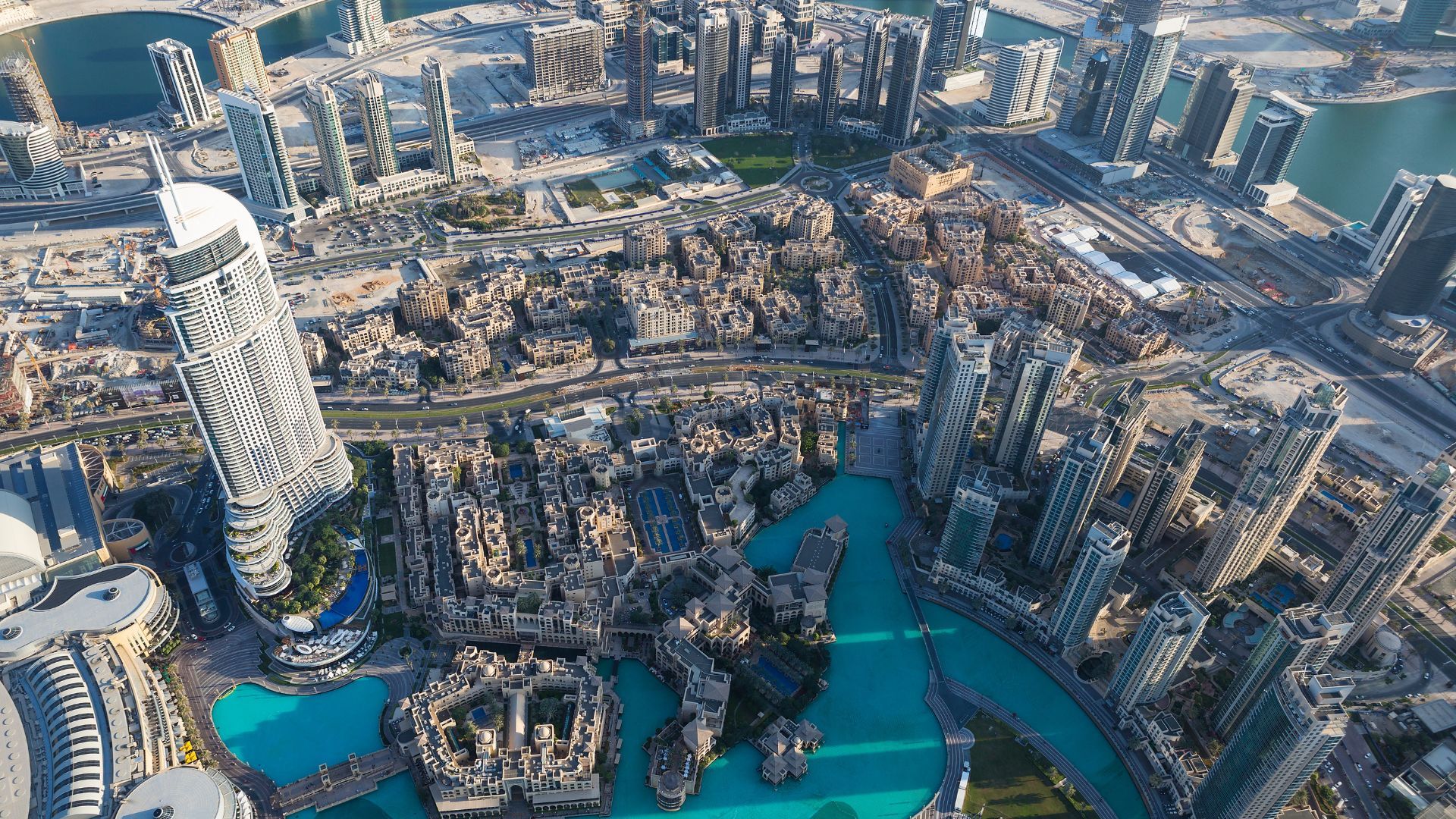 Dubái rompe récord histórico con 19,6 millones de visitantes extranjeros en 2025