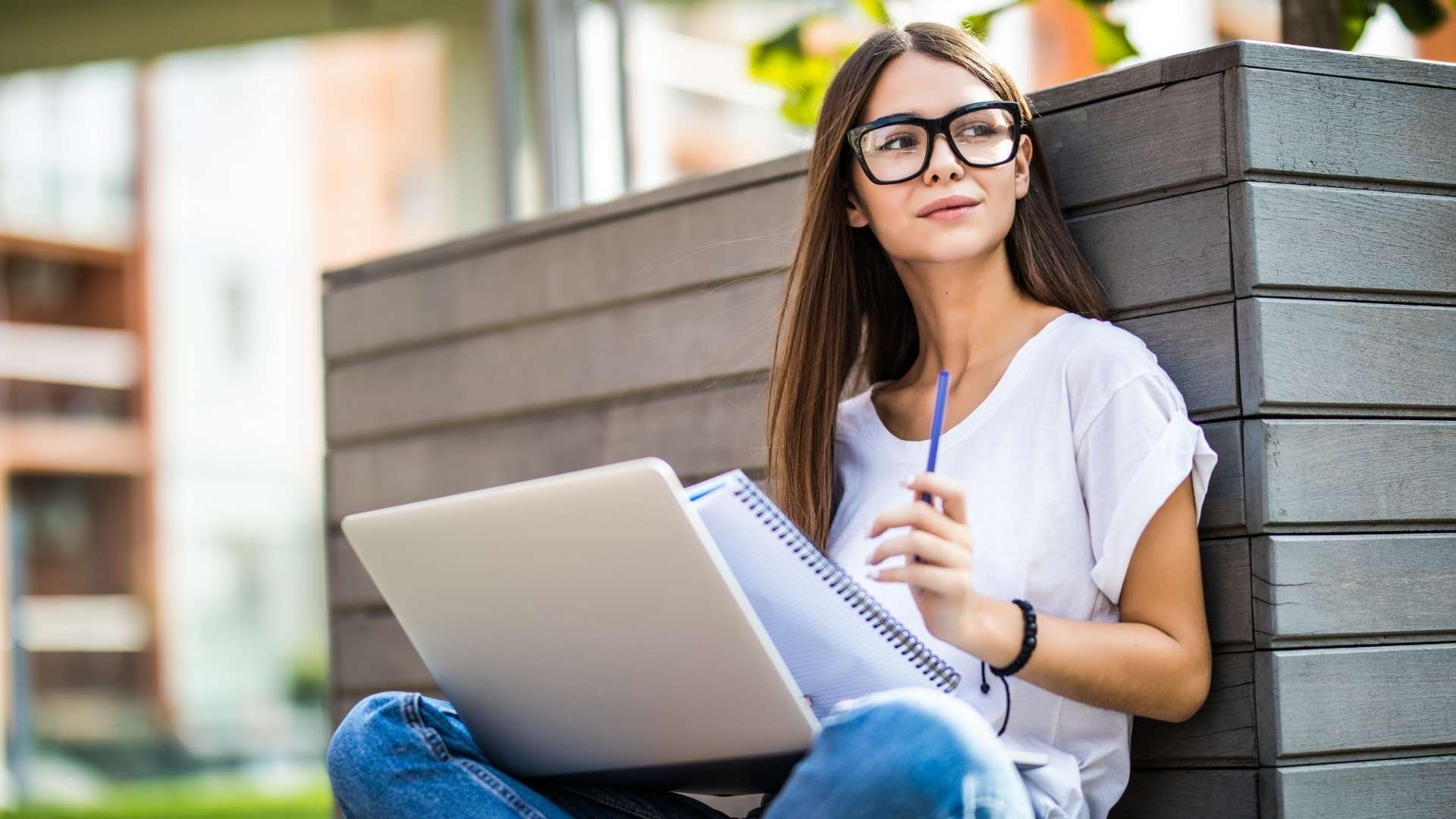 La GKS-G 2026 cubre matrícula, curso de idioma coreano y ayuda mensual para manutención.