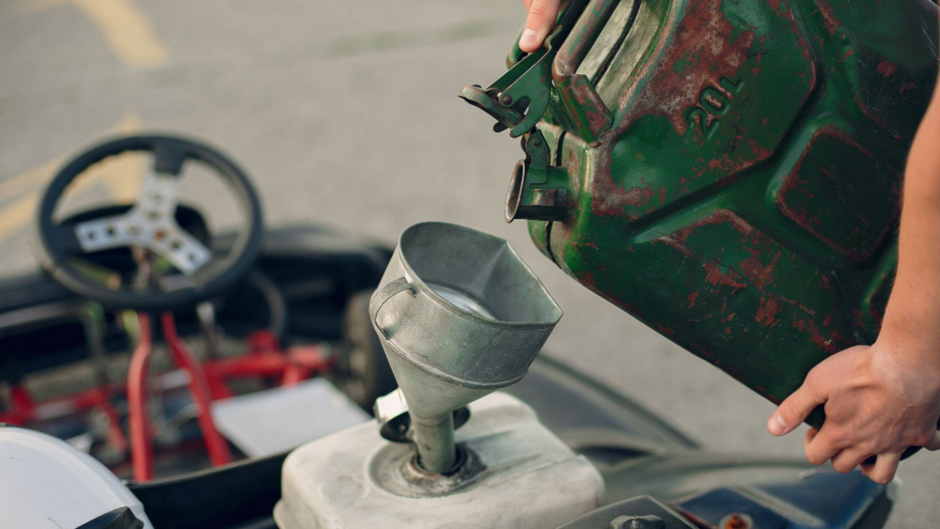 Revisar el filtro de gasolina evita daños en inyectores y en la bomba del vehículo.