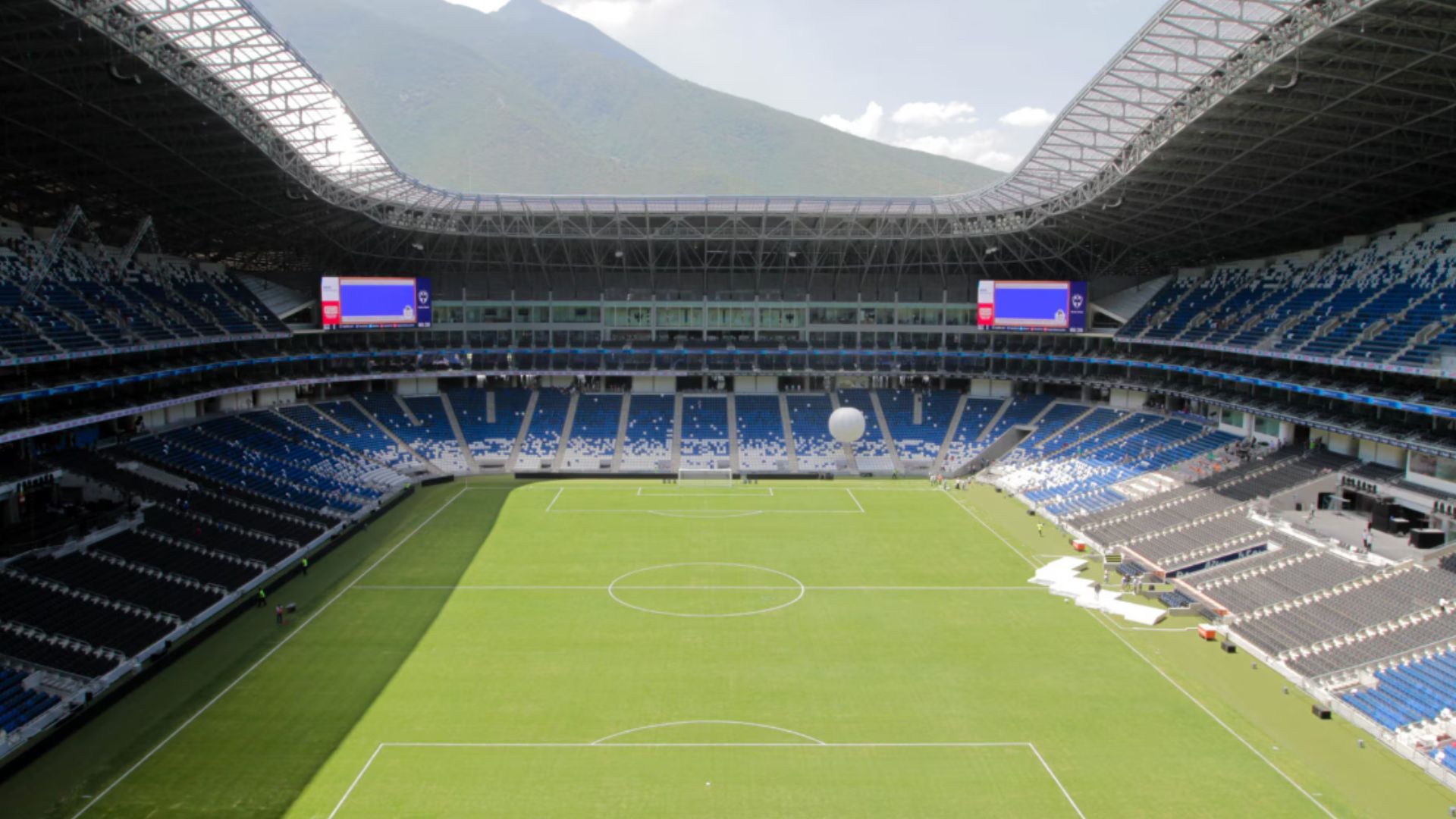 El estadio de Monterrey ha sido catalogado como uno de los más estéticos.