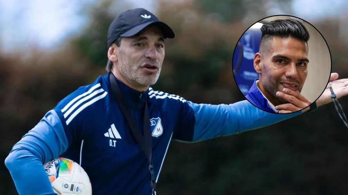 En cuanto al funcionamiento de su equipo, explicó que ante algunos rivales han defendido con línea de cinco y en otros casos con tres centrales y carrileros abiertos.