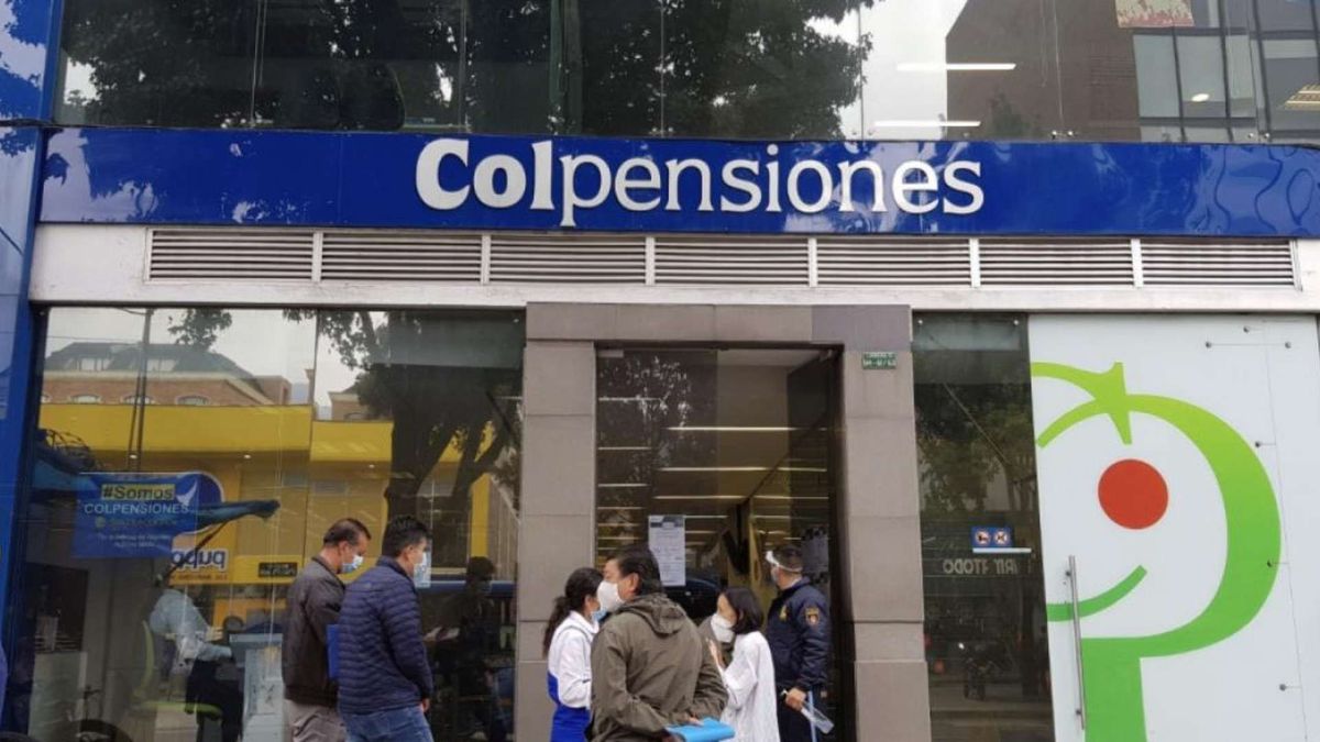 Kevin Hartmann advirtió que el decreto para trasladar 25 billones a Colpensiones sería ilegal por contradecir la reforma.