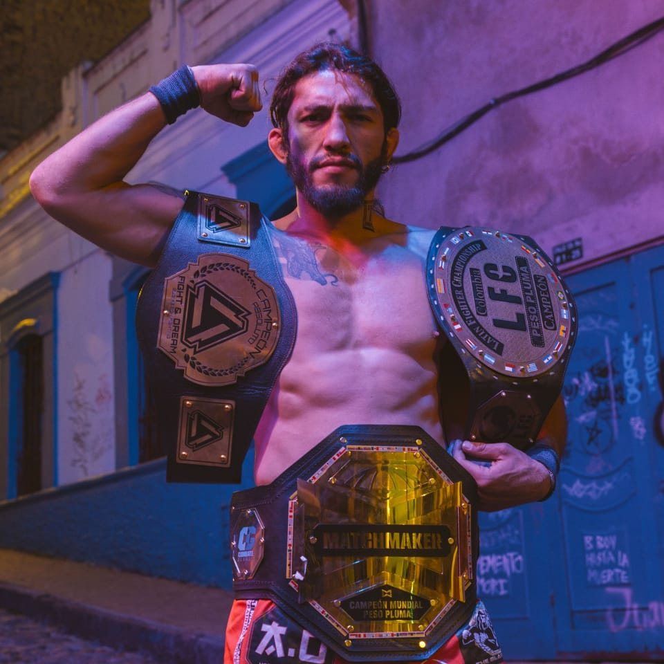 Javier 'Blair' Reyes, Trayectoria. 