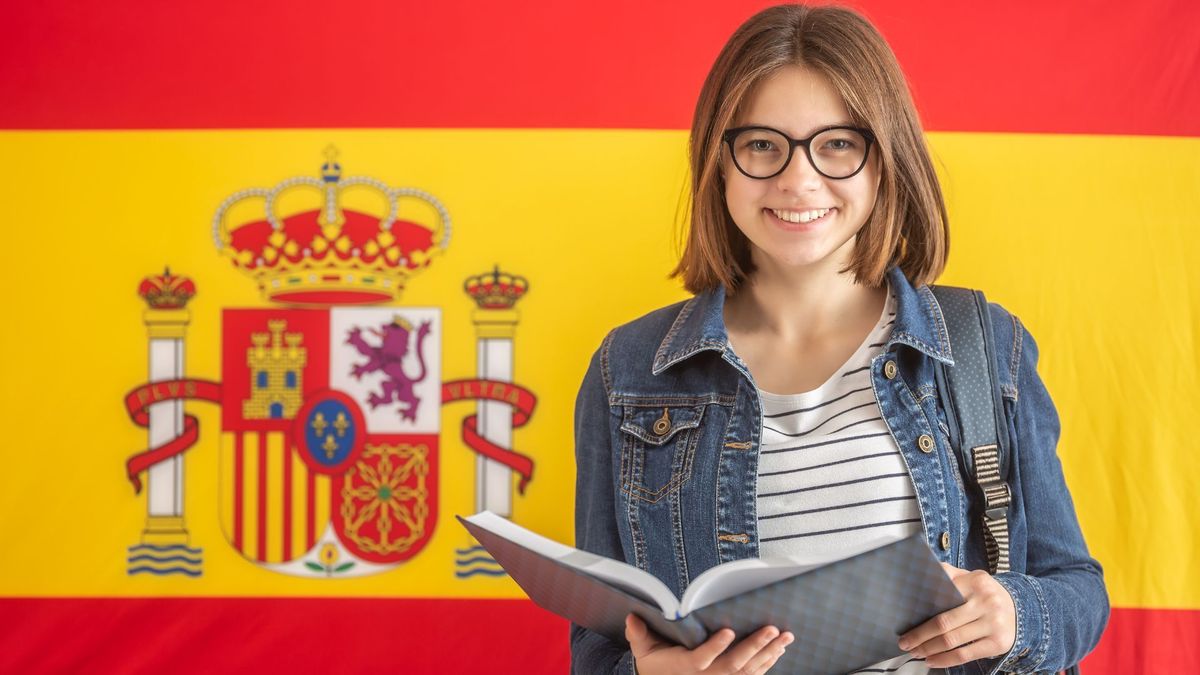 Estudiar en España es posible por medio de becas.