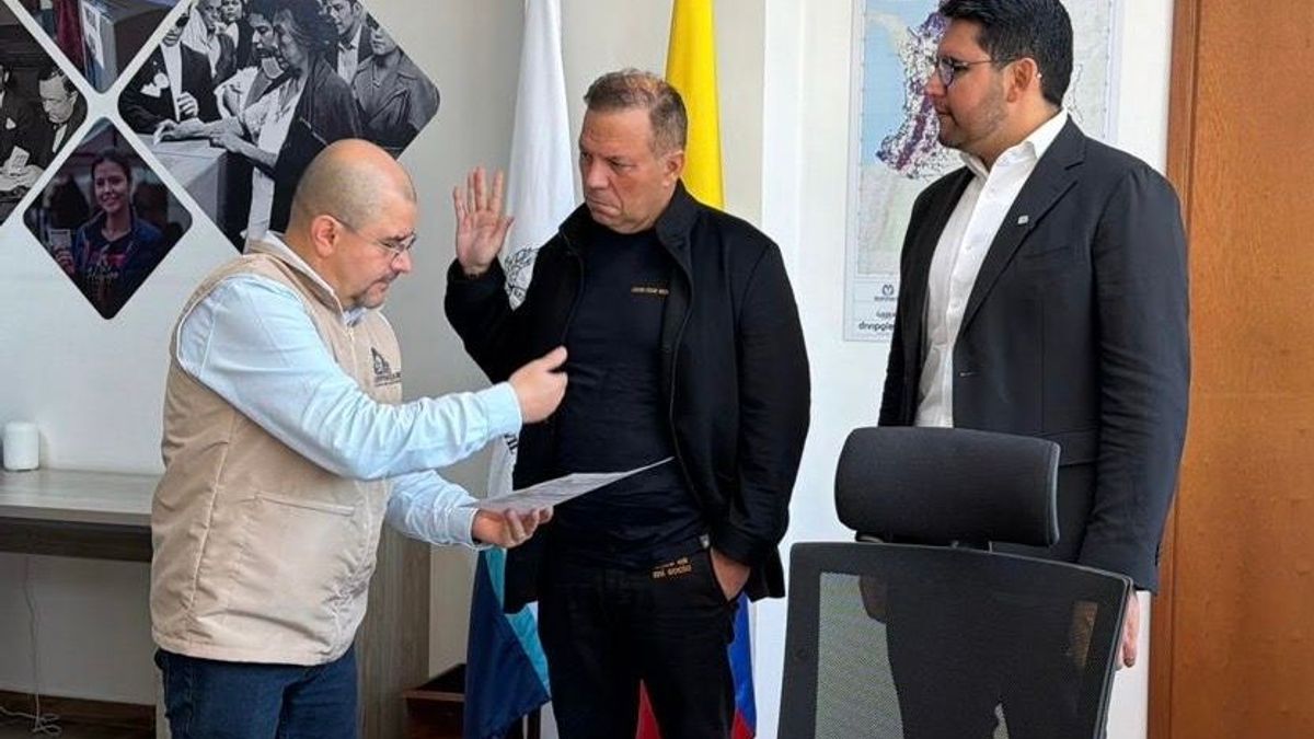 Santiago Botero se inscribió como candidato presidencial