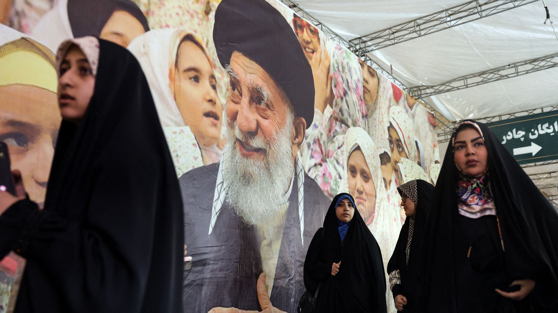 El líder supremo de Irán asumió en la década de los ochenta por orden de un consejo religioso de Oriente Medio.
