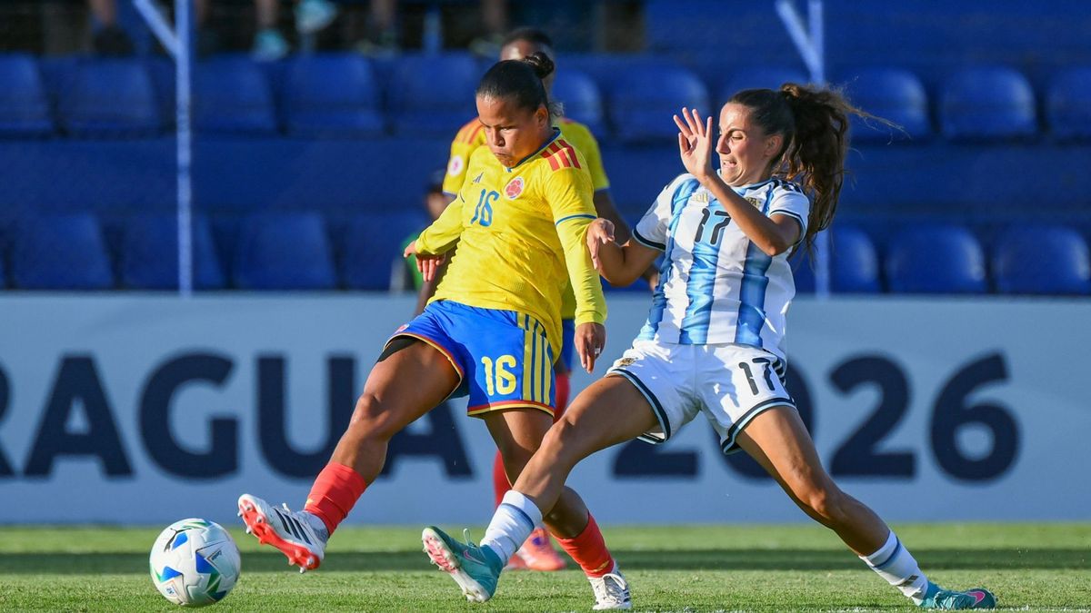 Selección Colombia femenina sub-20 ante Argentina en el Sudamericano