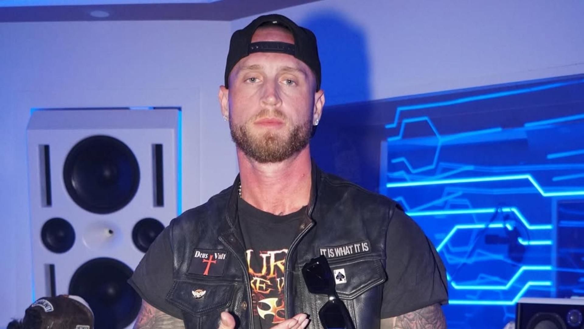 El incidente ocurrió tras un viaje de Puerto Rico a Medellín y generó confusión migratoria.