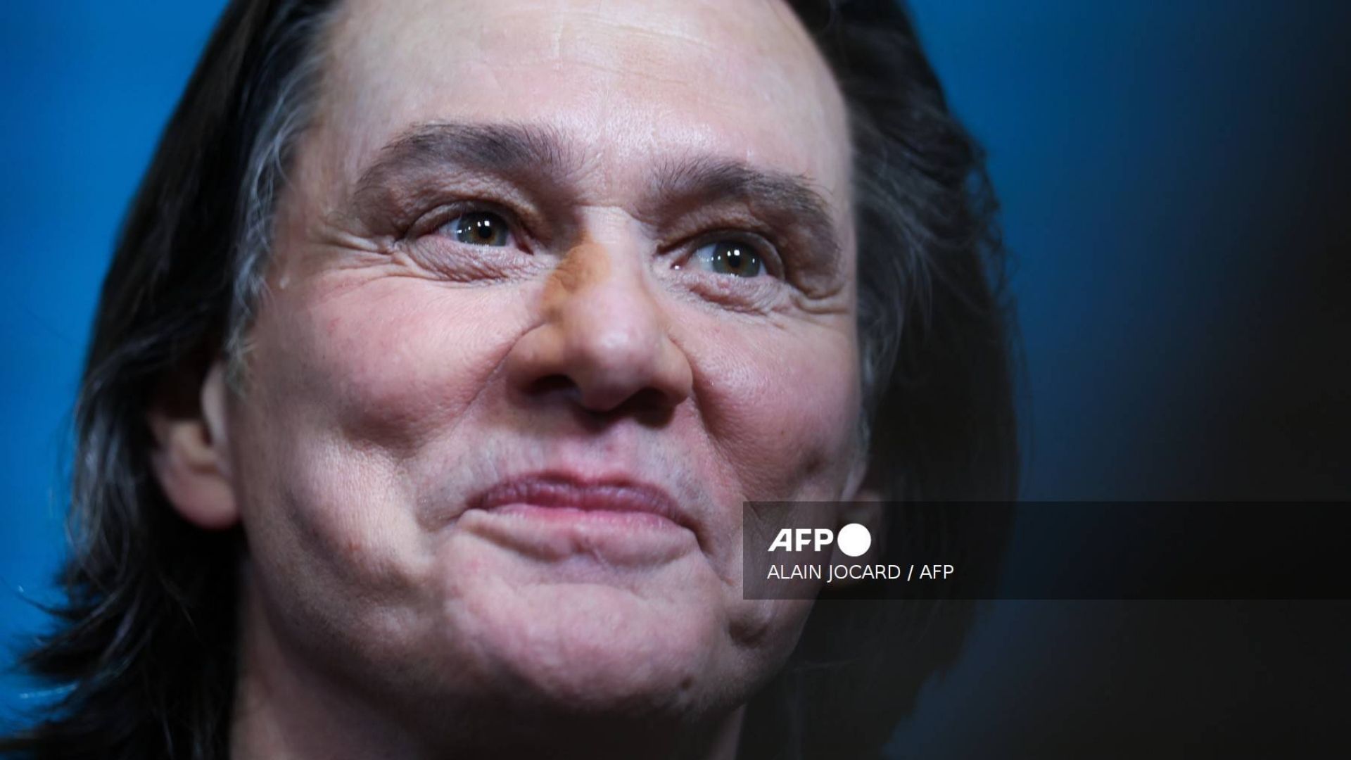 La estrella canadiense Jim Carrey pronunció su discurso en francés durante los Premios César.