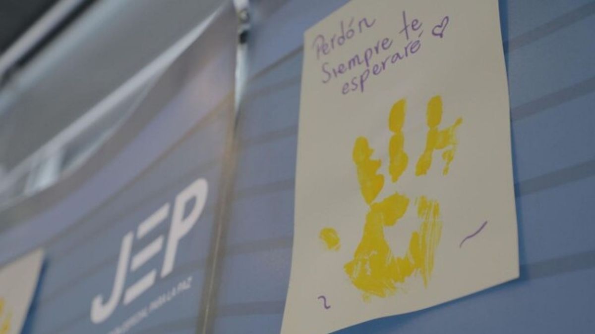 Sharitt Vanesa García Montiel contó en La FM cómo fue reclutada a los 9 años y su reacción al reconocimiento ante la JEP.