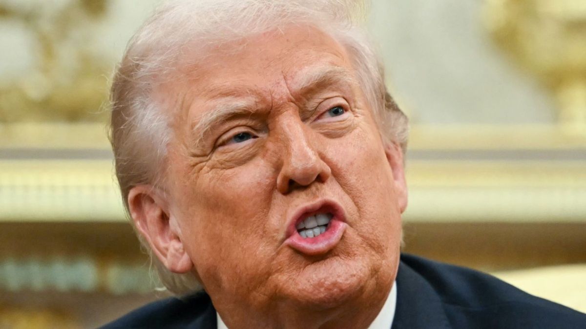 Donald Trump dijo el martes que, de ser necesario, la Marina de Estados Unidos escoltará a los petroleros a través del estrecho de Ormuz, tras las advertencias de los Guardianes de la Revolución iraní de que el paso no es seguro.