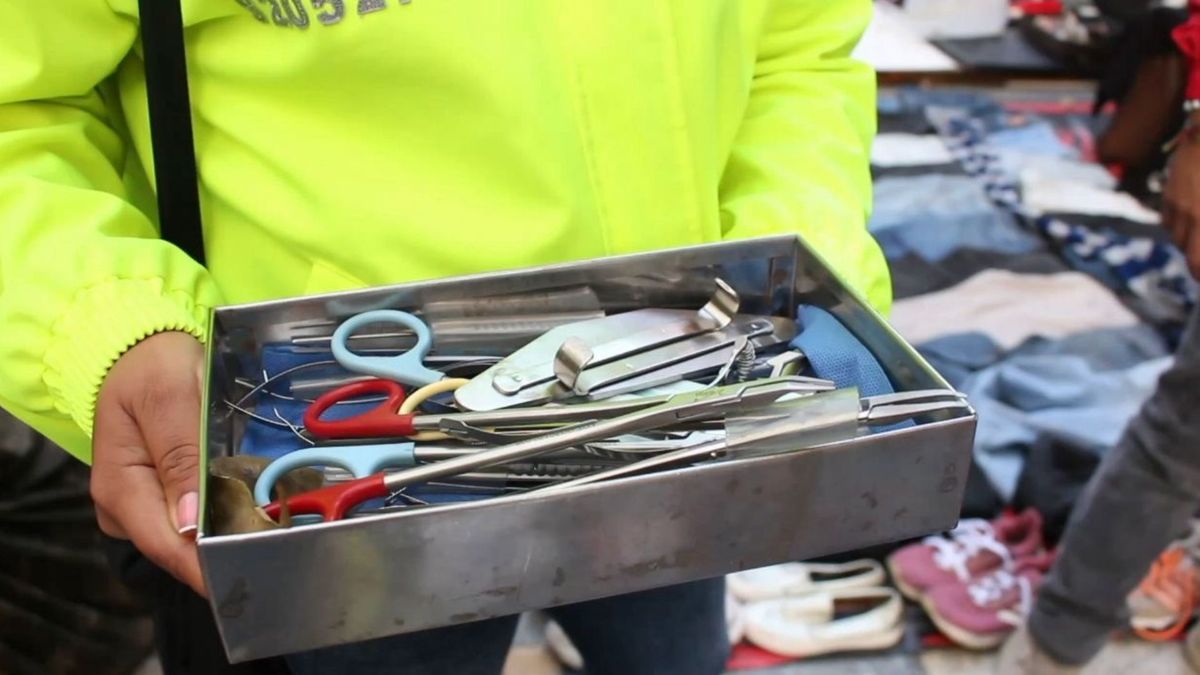 Incautan instrumental quirúrgico y de odontología en 'mercado de pulgas' en Bogotá.