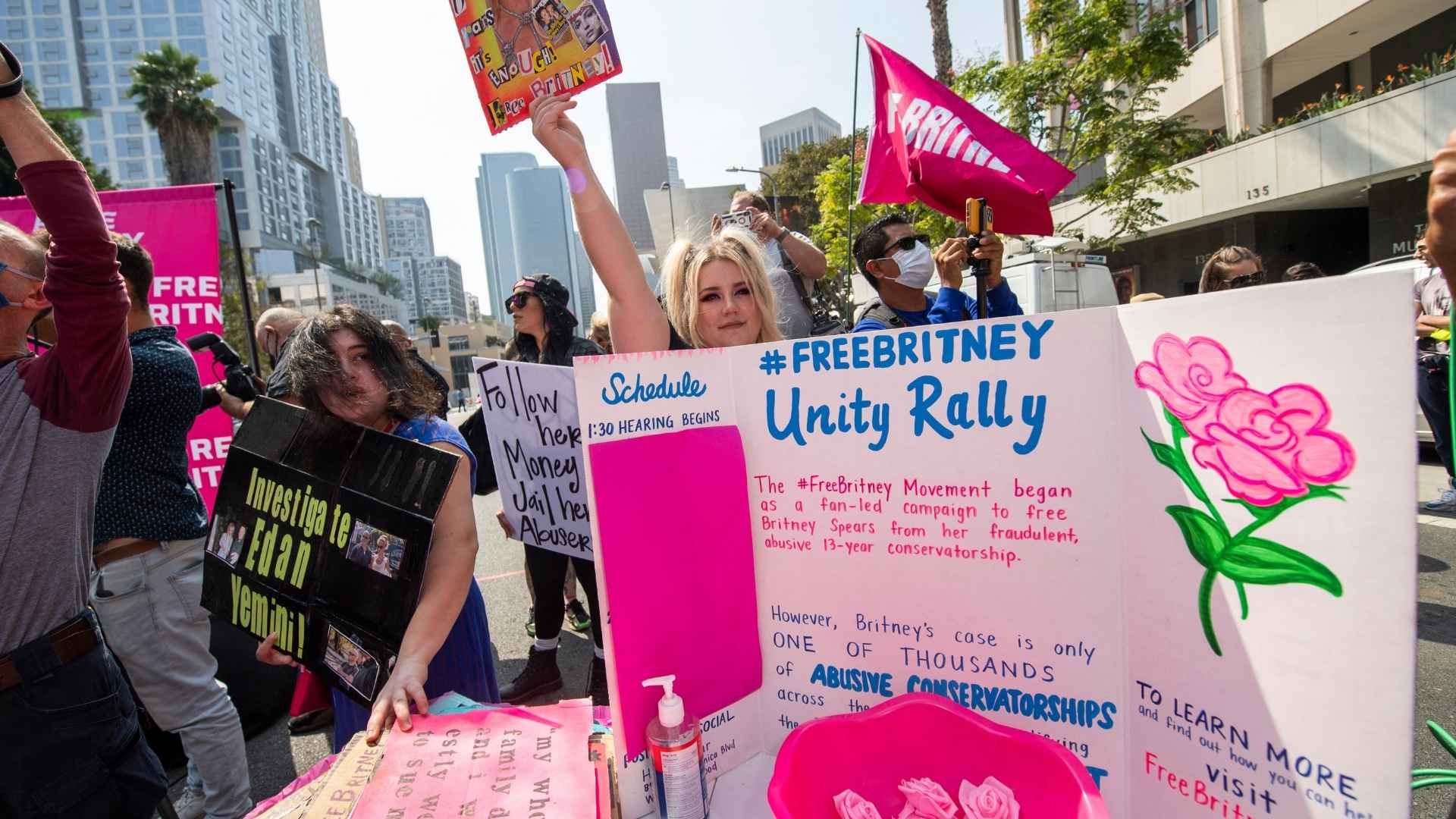 Seguidores de Britney Spears impulsaron el movimiento #FreeBritney para cuestionar la tutela que controló su vida durante más de una década.