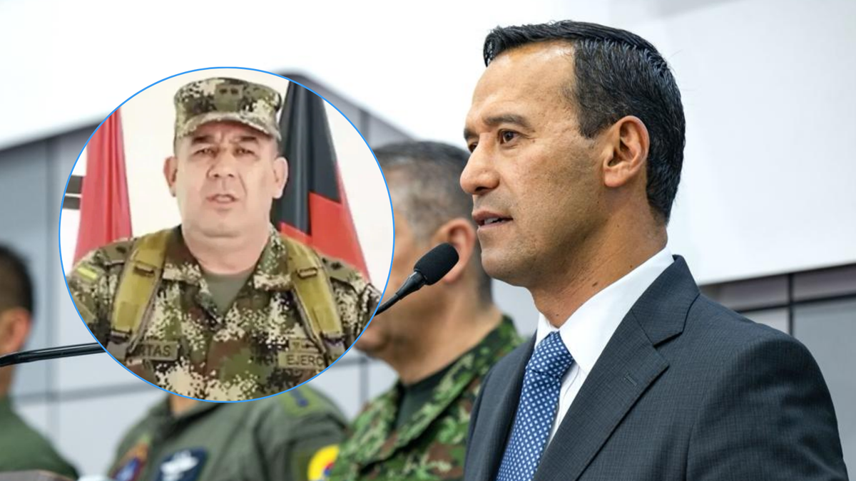 Ministro de Defensa, Pedro Sánchez, y el general Juan Miguel Huertas.