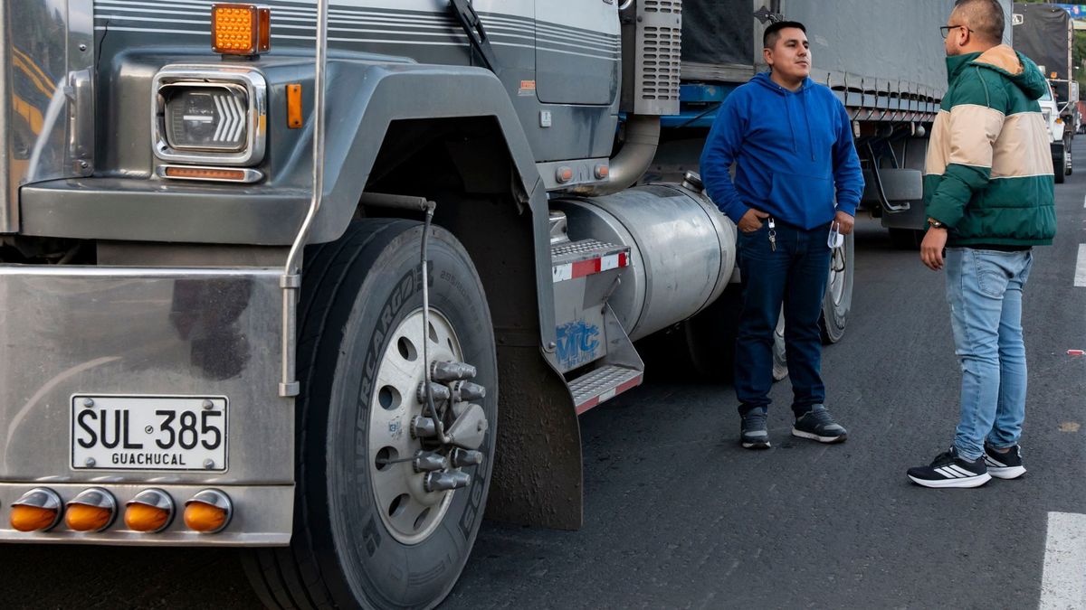 frontera ecuador crisis camiones paralisis tranporte