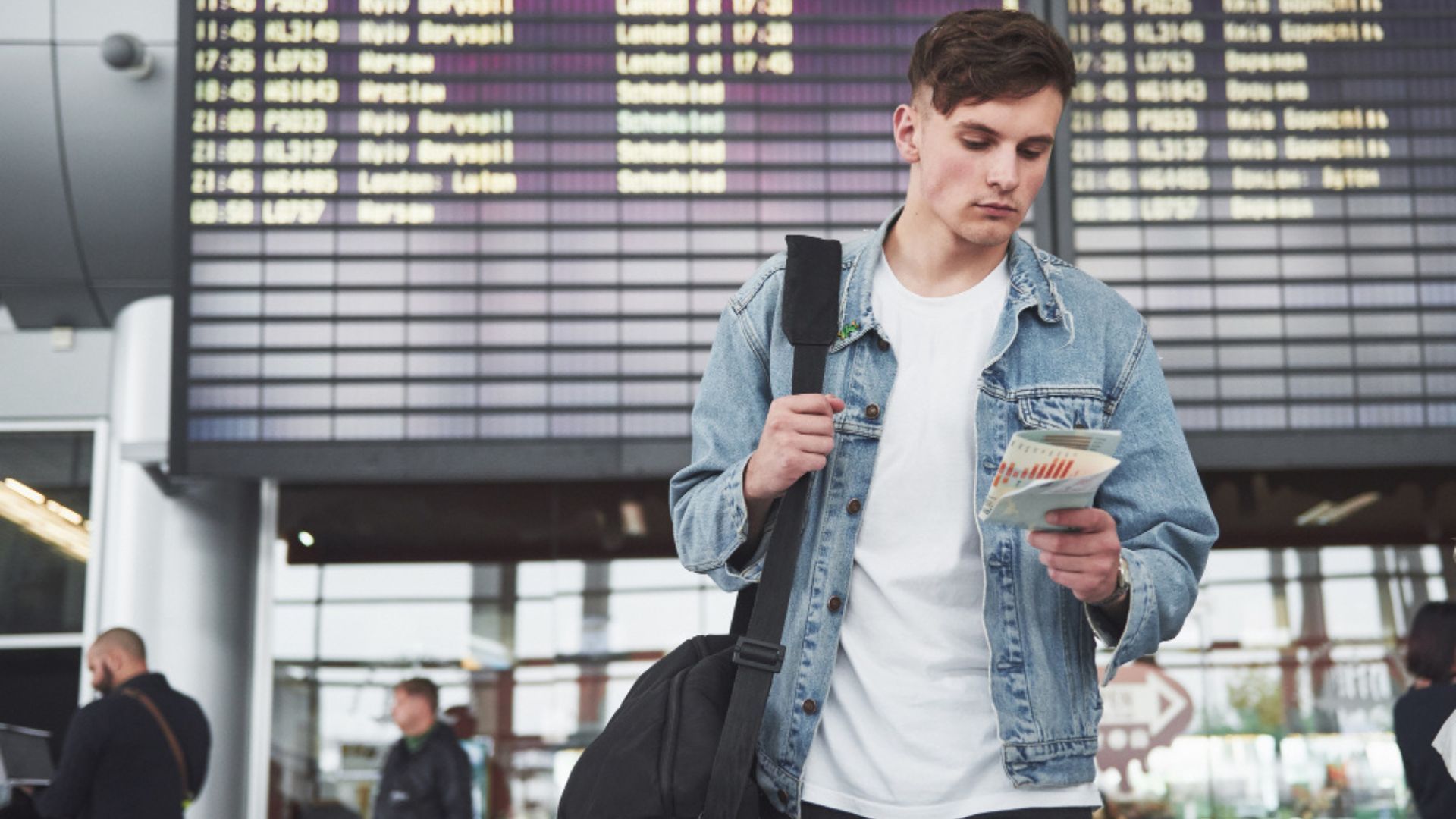 También pueden surgir dificultades cuando la renovación del pasaporte se realiza demasiado cerca de la fecha del vuelo.