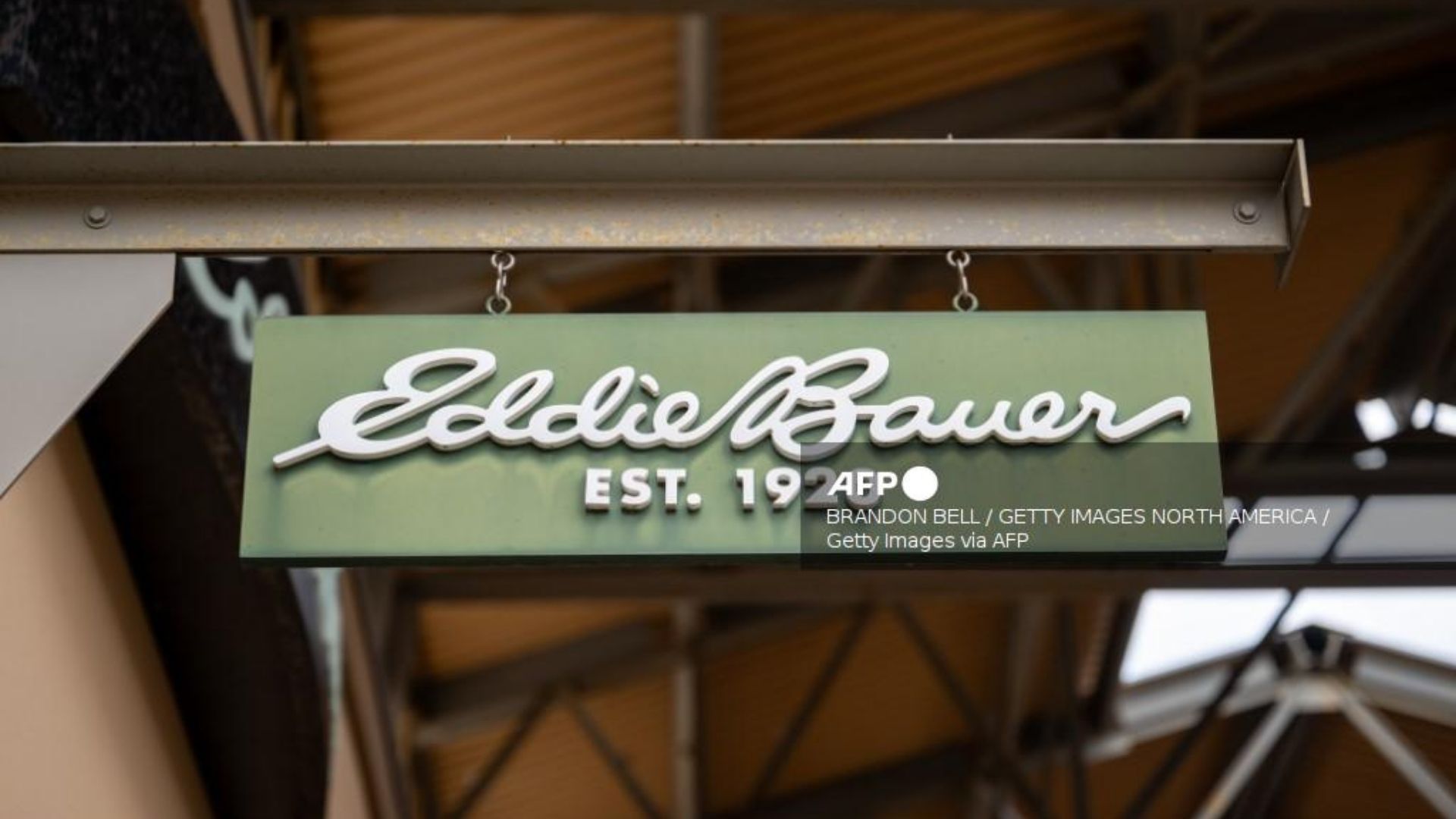 La compañía analiza la venta de locales mientras avanza su proceso de reorganización financiera.