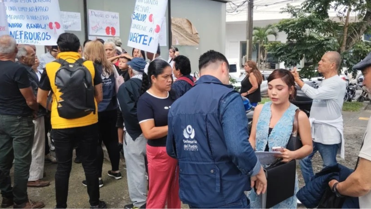 Protesta de funcionarios de Asmet Salud en Risaralda