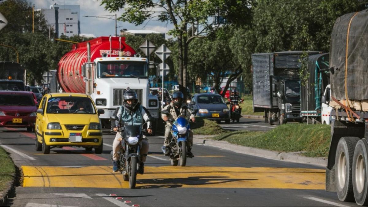 La estrategia también ha sido aplicada en otros países de Latinoamérica tras registrarse una reducción en la circulación de vehículos en distintas ciudades de Colombia.