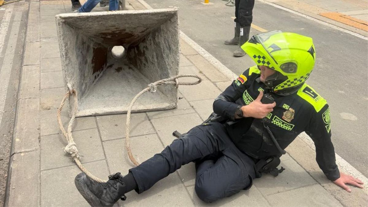 Policía resultó lesionado tras caída de tolva en obra de construcción en Bogotá
