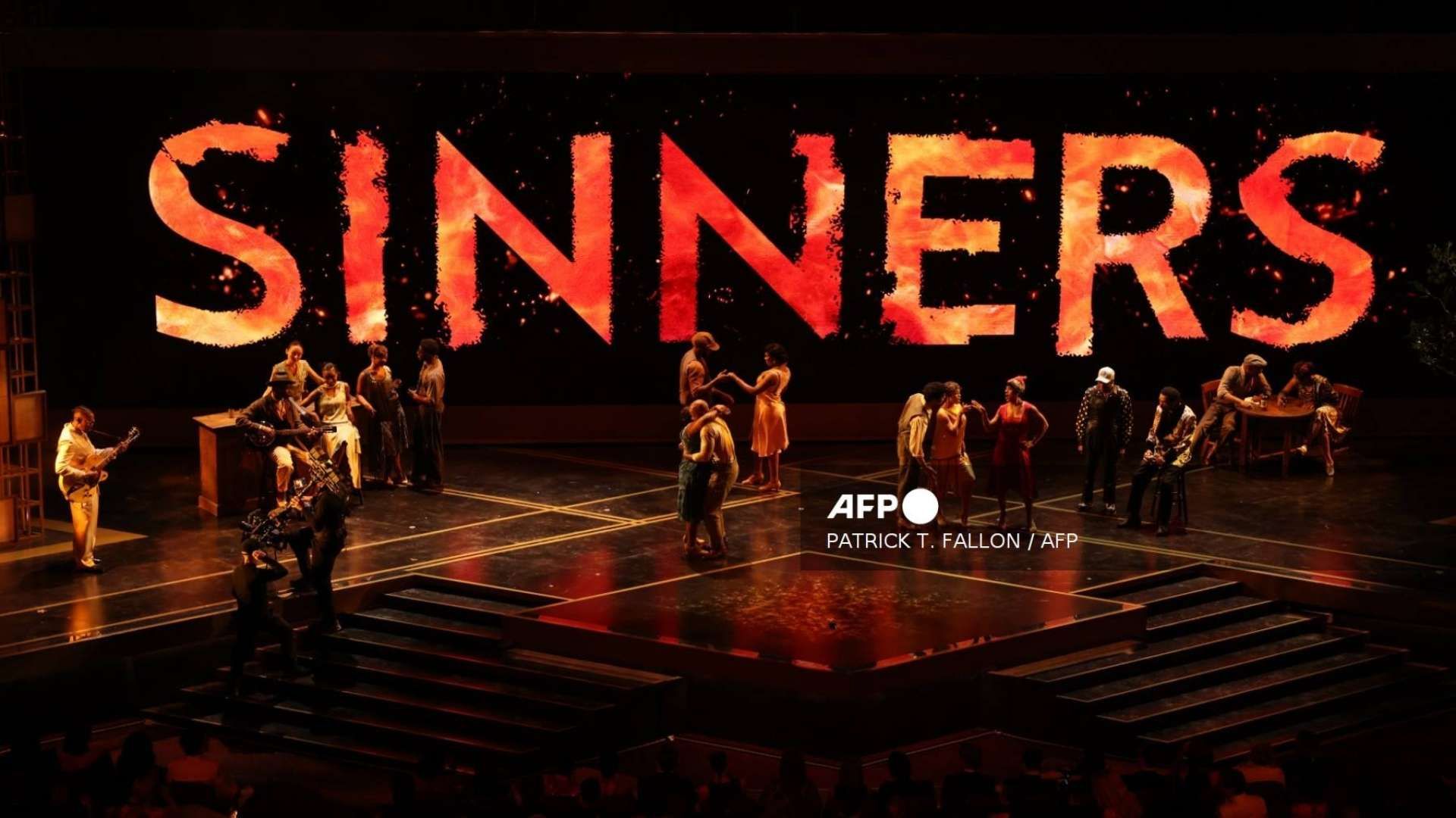 Miles Caton y Raphael Saadiq interpretaron ‘I Lied To You’ durante un número musical inspirado en la película ‘Pecadores’.